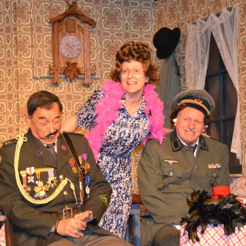 allo-allo-0081_27014226516_o.jpg
